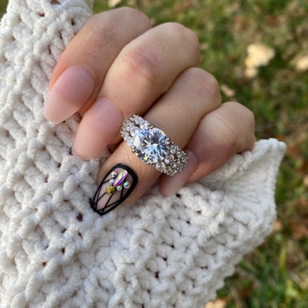 Sterling Silver CZ Ring - Picture 2 of 4